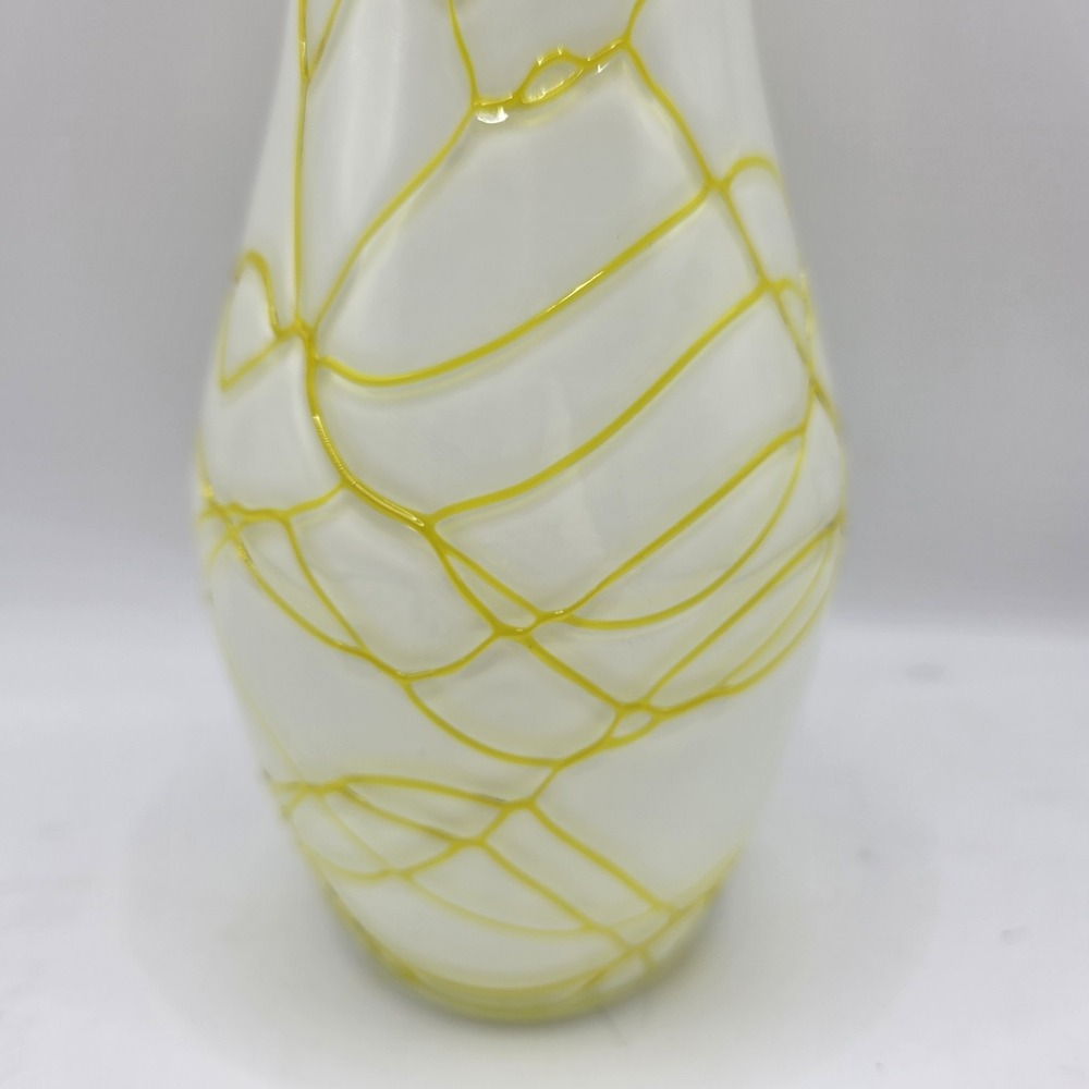 White‎ Art Glass Vase Yellow Threaded Swirl Tall Modern Decorative Vase 11" - Picture 2 of 8